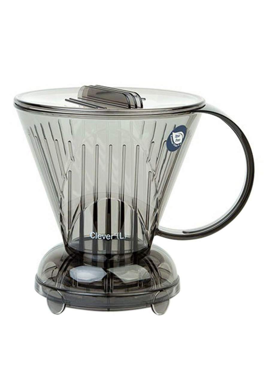 Clever Dripper - suodatinsuppilo. Muovinen Clever-merkkinen harmaa suodatinaite